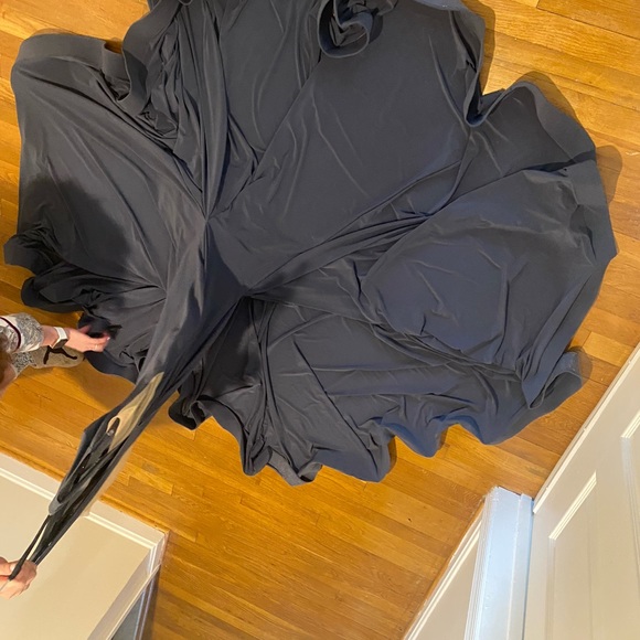 jovani v neck with train dress - Picture 10 of 12